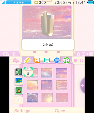 Aesthetic Makeup Compact